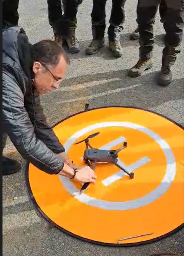 imagen de dron en helipuerto de su tamaño